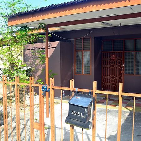 Homestay Kota Bharu, Telipot Zewnętrze zdjęcie